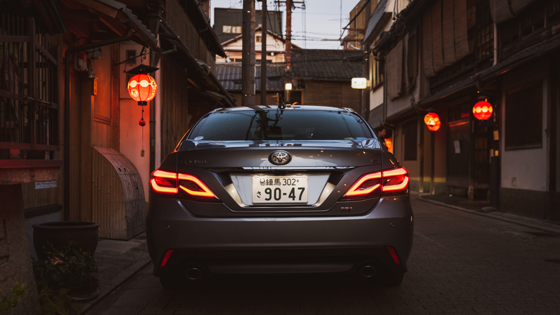 Illustration for article titled The 2019 Toyota Crown Is the RWD Japanese Luxury Cruiser the Avalon Should’ve Been